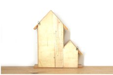 画像7: 家の形をした木製ウォールシェルフ (7)