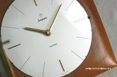 画像8: Junghans チークと真鍮の壁掛け時計 (8)
