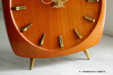 画像4: ヴィンテージ アンティーク ミッドセンチュリー レトロ ドイツ 木製 Hermle（Hald） チークと真鍮の置き時計 (4)