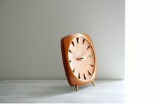 画像2: ヴィンテージ アンティーク ミッドセンチュリー レトロ ドイツ 木製 Hermle（Hald） チークと真鍮の置き時計 (2)