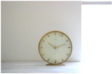 画像1: ヴィンテージ アンティーク ミッドセンチュリー レトロ ドイツ KIENZLE 真鍮製の置き時計 (1)
