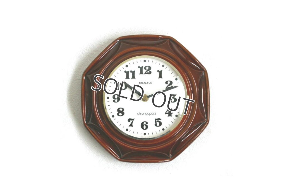 画像1: ミッドセンチュリー レトロ ドイツ製 KIENZLE 陶器の壁掛け時計 (1)