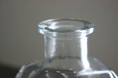 画像4: 北欧ヴィンテージ Riihimaen lasi Stella polaris  ガラスのボトル 小 (4)