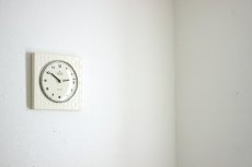 画像10: ミッドセンチュリー レトロ ドイツ Junghans 陶器の壁掛け時計 (10)