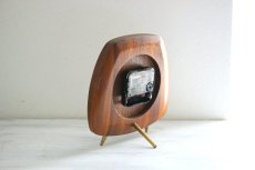 画像3: ヴィンテージ アンティーク ミッドセンチュリー レトロ ドイツ 木製 Hermle チークと真鍮の置き時計 (3)