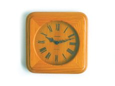 画像1: ミッドセンチュリー レトロ ドイツ Junghans 木製の壁掛け時計 (1)