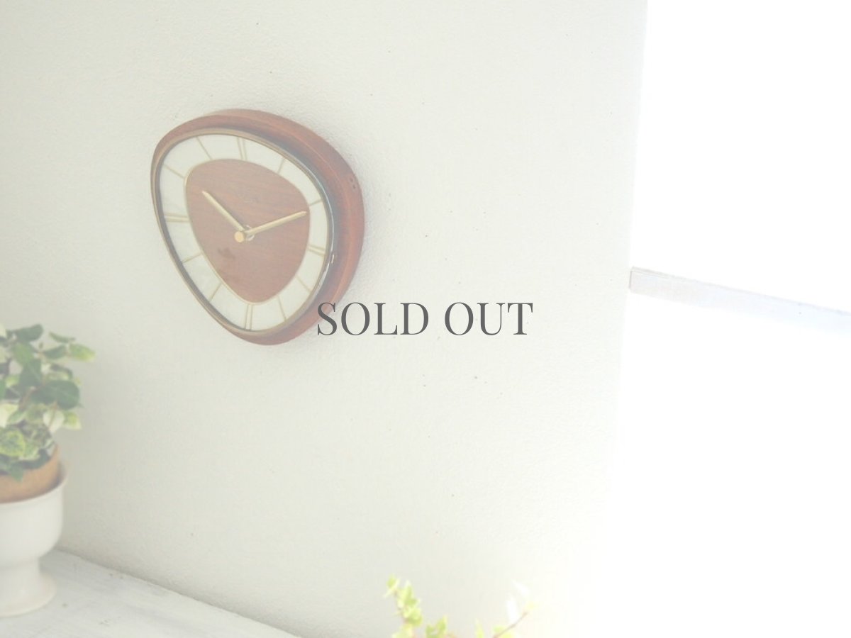 画像10: ミッドセンチュリー レトロ KIENZLE チークと真鍮の壁掛け時計 (10)