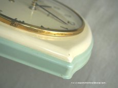 画像7: ミッドセンチュリー レトロ Junghans 金属と真鍮の壁掛け時計 (7)