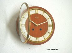 画像4: ミッドセンチュリー レトロ KIENZLE チークと真鍮の壁掛け時計 (4)