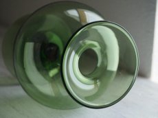画像3: 北欧ヴィンテージ　Gullaskruf ガラスのフラワーベース/花器/花瓶 (3)