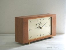 画像3: ミッドセンチュリー レトロ ドイツ Junghans チークと真鍮の置き時計 (3)