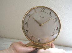 画像13: 【ムーブメント交換済み】ミッドセンチュリー レトロ ドイツ Mauthe 真鍮の置き時計 (13)
