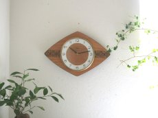 画像1: 【ムーブメント交換済み】ミッドセンチュリー レトロ VEDETTE 木の壁掛け時計 (1)
