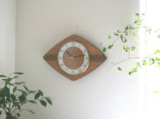 画像2: 【ムーブメント交換済み】ミッドセンチュリー レトロ VEDETTE 木の壁掛け時計 (2)