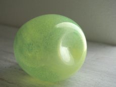画像6: 北欧ヴィンテージ ガラスのリンゴの置物 (6)