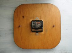 画像10: 【ムーブメント交換済み】ミッドセンチュリー レトロ VEDETTE 木と真鍮の壁掛け時計 (10)