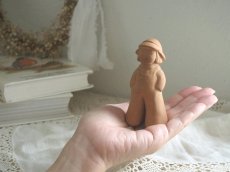 画像8: 北欧ヴィンテージ　Irma Yourstone  陶器のお人形 (8)