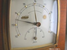 画像8: 北欧ヴィンテージ雑貨　チークの気温気圧計 (8)