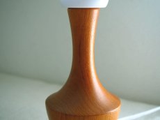 画像9: 北欧ヴィンテージ　チークのテーブルランプ (9)