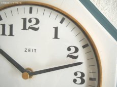 画像4: 【ムーブメント交換済み】ミッドセンチュリー レトロ ドイツ ZEIT 木製壁掛け時計 (4)