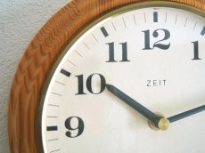 画像4: 【ムーブメント交換済み】ミッドセンチュリー レトロ ドイツ ZEIT 木製壁掛け時計 (4)