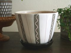 北欧ヴィンテージ　Upsala Ekeby 陶器のフラワーポット/受け皿付き