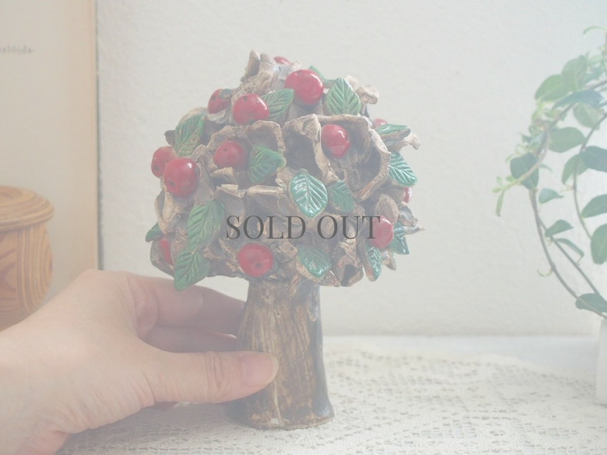 画像4: 北欧ヴィンテージ　陶器のりんごの木の置物  (4)