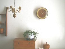 画像2: ミッドセンチュリー レトロ Kieninger Schwebegang チークと真鍮の壁掛け時計 (2)