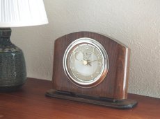 画像1: 【ムーブメント交換済み】ミッドセンチュリー レトロ ドイツ 木の置き時計 (1)