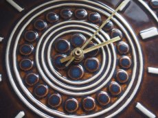 画像8: 北欧ヴィンテージ　Gustavsberg Britt Louise Sundell グスタフスベリ 陶器の壁掛け時計 (8)