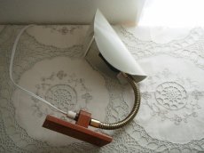 画像3: 北欧ヴィンテージ　金属とチークの壁付けランプ  (3)