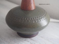 画像11: 北欧ヴィンテージ　陶器とチークのテーブルランプ (11)