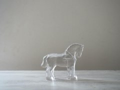 北欧ヴィンテージ　KOSTA BODA Bertil Vallien クリスタルの馬の置物