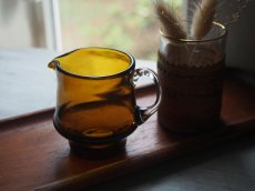 画像3: 北欧ヴィンテージ　琥珀色のガラスのクリーマー (3)
