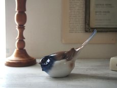 画像1: B&G(Bing & Grondahl)  陶器の鳥の置物 (1)