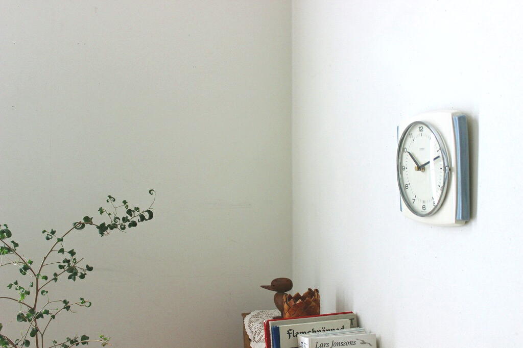 KIENZLE 陶器の壁掛け時計 - a n t e n n a