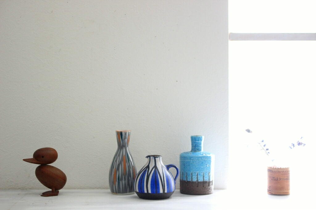北欧ビンテージ雑貨 スウェーデンの陶器のフラワーベース/花器/花瓶 
