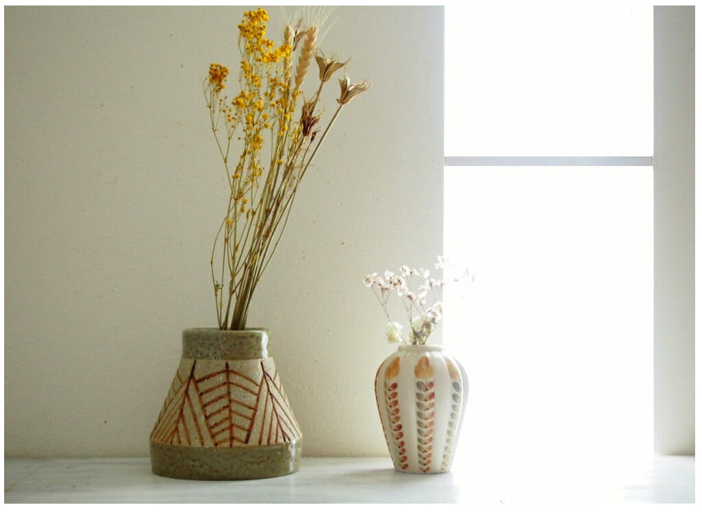 北欧ヴィンテージ ARABIA アラビア 陶器のフラワーベース/花器/花瓶