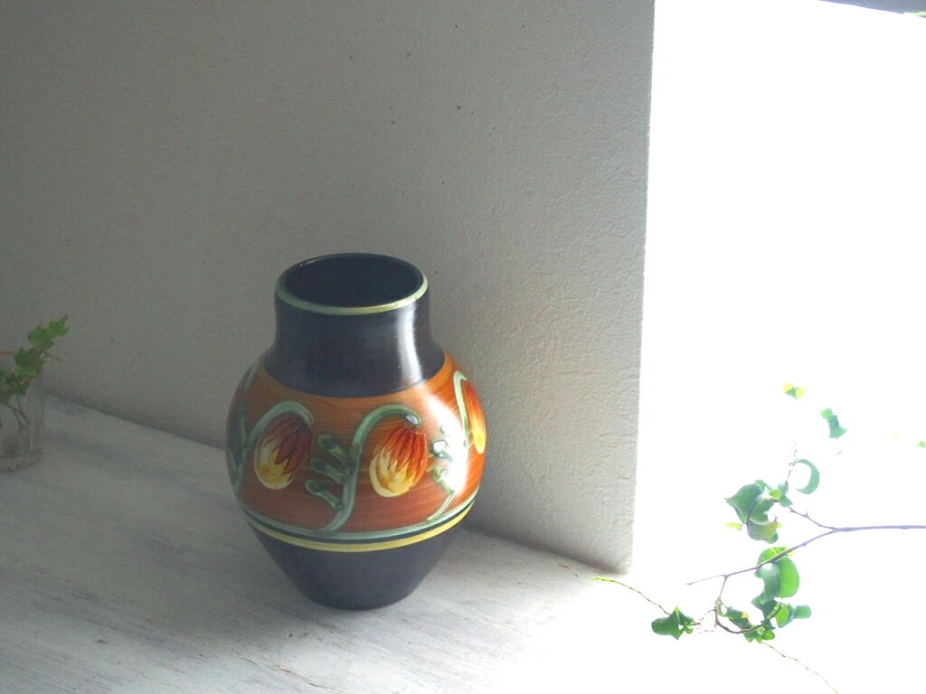 スウェーデン ヴィンテージ 陶器 Upsala-Ekeby フラワーベース | www 