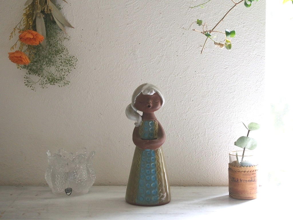 北欧ヴィンテージ 陶器のお人形のフラワーベース/花器/花瓶 - 北欧