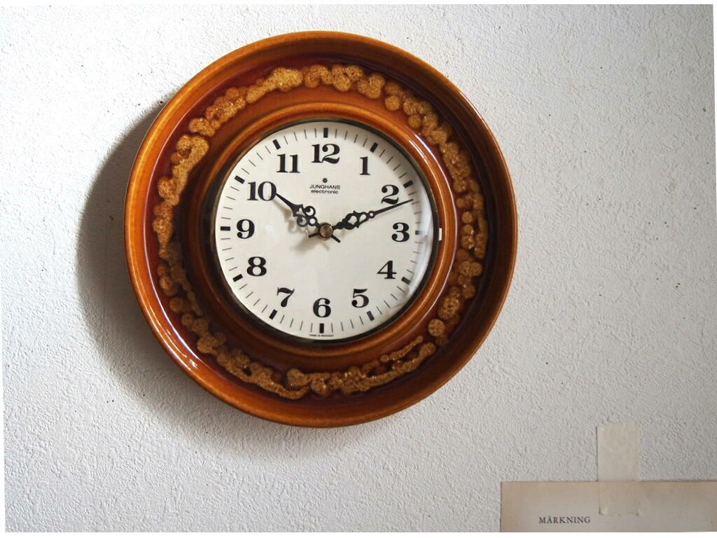 Junghans 陶器時計／壁掛けイメージ／北欧ヴィンテージインテリア。 antenna